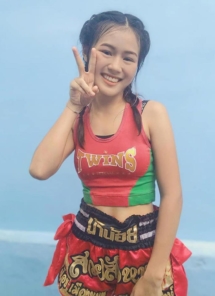 vvy-sitchansing-18 vvy-sitchansing-18