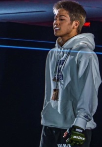 โคตะ มิอุระ นักมวยหล่อจัง