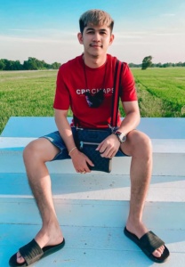 เนเงิน-เจตริน-กางเกงขาสั้น