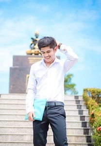 เนเงิน-เจตริน-นักศึกษา