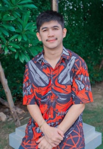 เนเงิน-เจตริน-เสื้อลายแดง