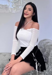 Numphung-bewicked-หน้าเป๊ะ