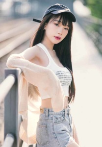 Oam-Swiftie-เน็ตไอดอลสาวสวย