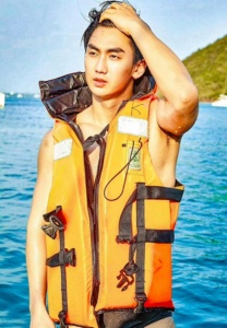 mrakmark-เล่นน้ำ