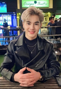 บูมเมอร์-ธนินนัทธ์-ยิ้มเก่ง