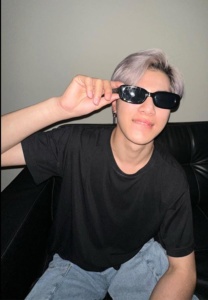 บูมเมอร์-ธนินนัทธ์-ใส่แว่น