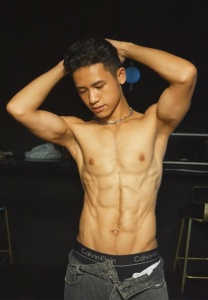 Flookker-กล้ามสวยมาก