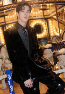 โดม-เพชรธำรงชัย-นายแบบหล่อสะบัด