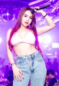 Mindy-Stolk-นักร้องเพลง