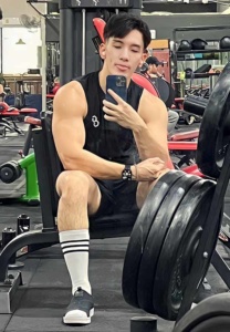 Kieng-เข้ายิม