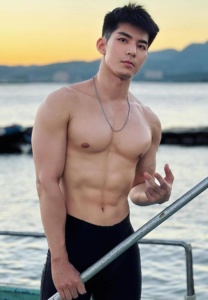 TAKA-กล้ามฉ่ำ TAKA-กล้ามฉ่ำ