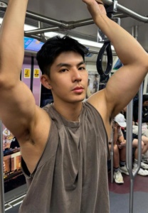 TAKA-กล้ามน้ำตาล