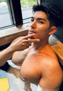 TAKA-เน็ตไอดอลหล่อ TAKA-เน็ตไอดอลหล่อ