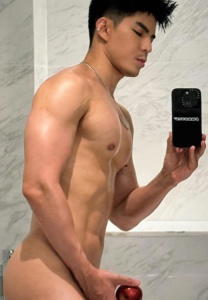 TAKA-ใหญ่มาก TAKA-ใหญ่มาก