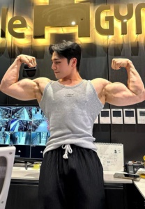 이동욱-หนุ่มเกาหลี 이동욱-หนุ่มเกาหลี