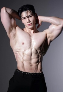 이동욱-ออร่า