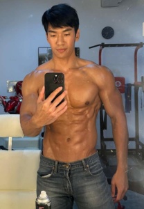 Chaiwat-Songsiriphan กล้าม