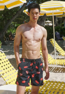 Sukrit-Cnw-กางเกงดำ