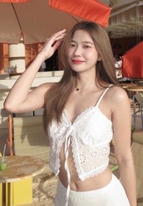 Natchanicha-Arino-เน็ตไอดอลหุ่นปัง