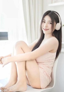 Pakchee-Satarchdusb นางแบบออร่า Pakchee-Satarchdusb นางแบบออร่า