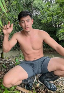 Phanuwat-เน็ตไอดอลลำใหญ่