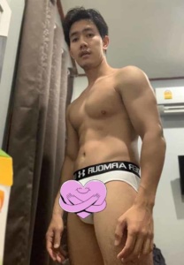 Phanuwat-เน็ตไอดอลอบอุ่น