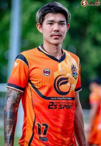  มน-ชิต-นักฟุตบอลฟหล่อ