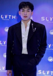 GUS-หล่อเกินต้าน