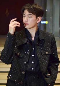 GUS-เสื้อยีนส์