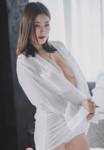 Preeyapahat-(nobratravel)-เสื้อเชิ้ตขาว