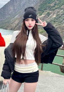 Supasa-เน็ตไอดอลสายเที่ยว