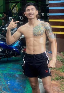 นาวาเอก-ส.สมหมาย-นักมวยกล้ามดี นาวาเอก-ส.สมหมาย-นักมวยกล้ามดี