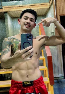 นาวาเอก-ส.สมหมาย-นักมวยเซลฟี่ นาวาเอก-ส.สมหมาย-นักมวยเซลฟี่