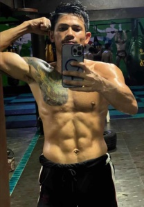 นาวาเอก-ส.สมหมาย-หุ่นสับ