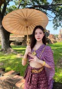 Namning-ชุดไทย