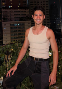 Thanat-Jullasat-เสื้อกล้าม