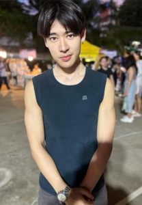 อา-กา-ตุง-หล่อเท่