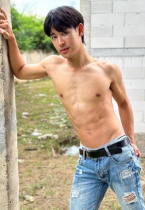 อา-กา-ตุง-เผลอ