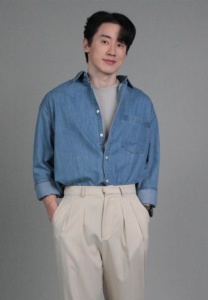 Narinthorn-Pomlakthong-เสื้อเชิ้ตยีนส์