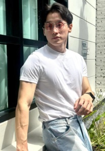 Narinthorn-Pomlakthong-ใส่แว่น