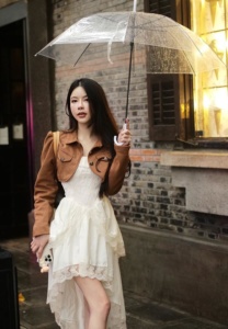 Puifai-กางร่ม