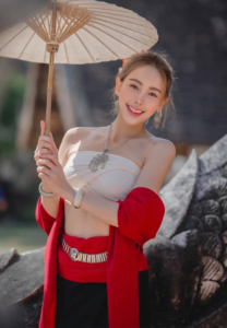 Kritiya-Saensri-ชุดเหนือ