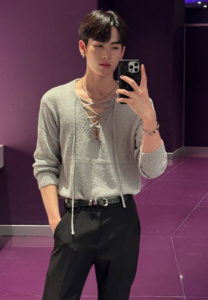 Pongsapak-Udompoch-เสื้อเชิ้ตแขนยาว