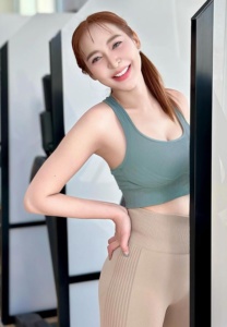 Praewsai-ยิ้มหวาน Praewsai-ยิ้มหวาน