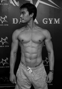 Shawn-V-ขาวดำ