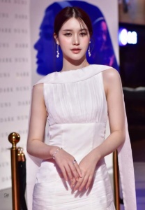 Ployly-สวย Ployly-สวย