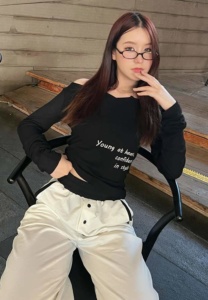 Ployly-สาวเนิร์ด Ployly-สาวเนิร์ด