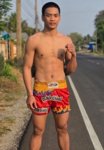 Sitthichai-Somphoom-กางเกงแดง Sitthichai-Somphoom-กางเกงแดง