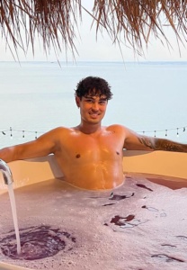 Oscar-Kahl-แช่น้ำ Oscar-Kahl-แช่น้ำ