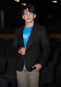 Radityo-Wahyun-สูท